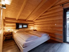 House near a ski resort - Image 5