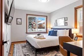 The Urban Nest – Your St. Louis City Retreat! - Image 3