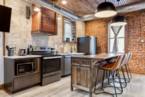 Hill Retreat: Rustic Charm w/ Balcony - Image 2