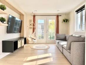L`Oasis Boheme - Hot tub - 2 Bedrooms - Free EVCharger - Image 4