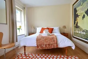 Central Dingle Townhouse - Image 2