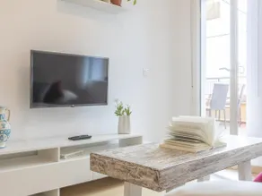 Apartment with 3 bedrooms in Malaga with wonderful city view furnished terrace and WiFi - Image 2