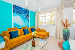 Luxury 3bd villa with premium amenities, jacuzzi, private parking - Image 4
