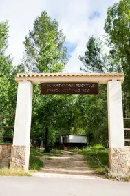 Vado de Tus Cabaña B6 Rural Houses with Pool - Image 2