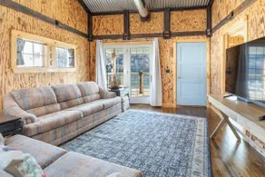 Historic Water's Edge Cottage 15 - Image 3