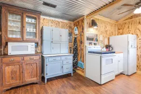 Historic Water's Edge Cottage 15 - Image 2