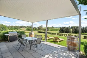 Travertine Vineyard Retreat - Stay Among the Vines - Image 3