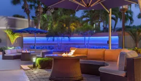Authentic Florida Beach Getaway | Pool. Restaurant - Image 3