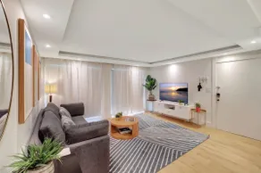 Modern Chic 2BR w Parking @ SoBe - Image 4