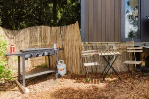 Spring Haven Retreat by Tiny Away - Image 2