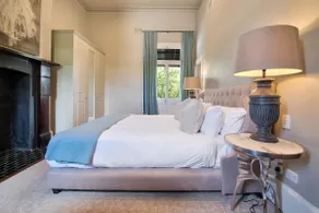The Houston Suite | Penthouse Apartment Wagga - Image 5