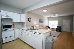 Cozy Townhouse in Lexington - Image 3