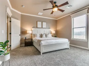 Welcome Home to Comfort and Convenience in Norman! - Image 4