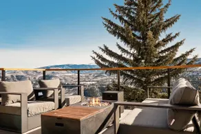 Beautiful Alpine Retreat|Hot Tub & Sauna|360 Views - Image 5