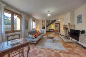 Agréable maison de vacances adaptée aux familles avec terrasse et jardin | Vue montagne | Avec animaux bienvenus - Image 4