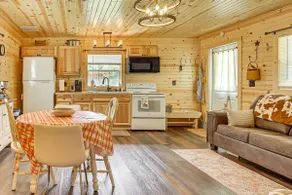 On 40 Acres: Charming Cabin in Zanesville! - Image 3