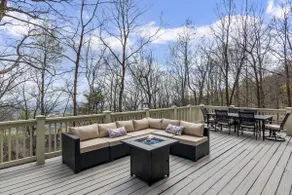 King Bed, Mountain Scenes, Hot Tub, Pet Friendly - Image 4
