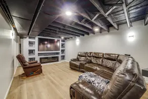 4 Mi to Lake Michigan: East Chicago Home w/ Grill - Image 2