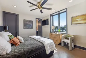 Modern 2BR | Historic Lebanon • Sleeps 4 - Image 5