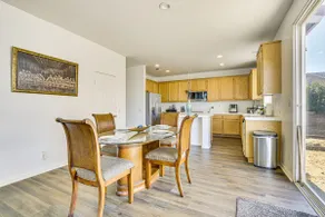 Pool Table & Charcoal Grill: Home in Victorville! - Image 3