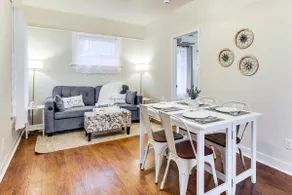 Walkable Location: Quaint Cottage in Forest Grove! - Image 3