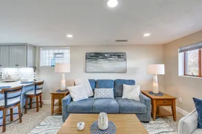 20 Mi to Pittsburgh: Natrona Heights Apt - Image 5