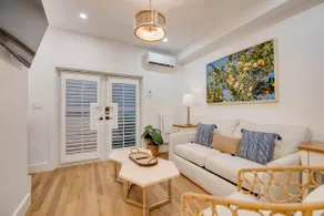 Sunshine State at Custom House Inn | Bright Studio - Image 3