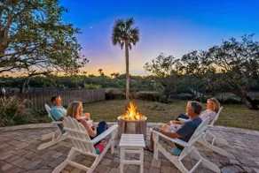 Breezy home w/ private pool & beach access - Image 5
