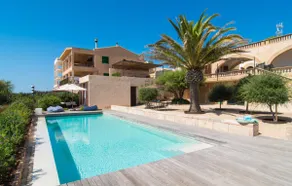 Villa Cabrera - Image 3