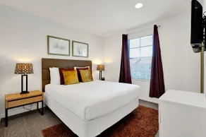 Upstay Spacious 3BR Home w Resort Access - Image 4