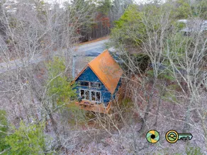 Coppertop Chalet - cozy and convenient! - Image 2