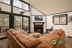 Coppertop Chalet - cozy and convenient! - Image 4