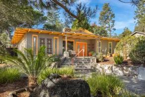 Charming 3 Bedroom Home - Image 2