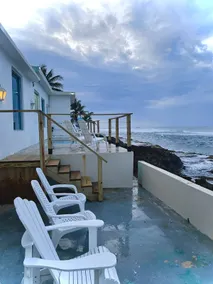 Oceanview Family Room – 2 Beds, Great Deck Views! - Image 4
