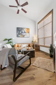 Perfectly Located 3 Bed 3.5 Bath Beautiful Townhome - Image 2