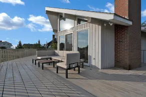 Walk to Kennebunk beaches! 4BR home with marsh vie - Image 2