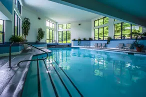 Ski-on Ski-Off Killington 2 BR Condo at Sunrise, with Pool, Hot Tub and Gym - Image 5