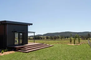 Frantoio Cottage—Serene Horizons, Stylish Comforts - Image 2
