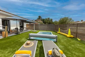 Private pool & jacuzzi · Riviera getaway - Image 4