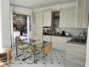 Serenas Beach Side Apt with Parking and AC - Image 4