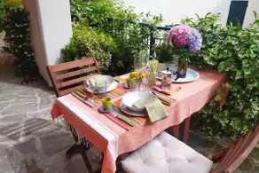 Serenas Beach Side Apt with Parking and AC - Image 3