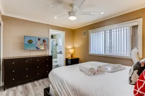 AWESOME 3BR 1 Block To Ocean Fast WIFI C1 - Image 5