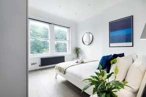 Modern and Bright Highgate Gem - Image 3