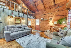 Family-friendly Tyrone Cabin w/ Deck Near Hiking - Image 4