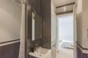 Beautiful furnished apartment 60m2 city center - Image 3