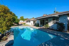 Luxury Estate with Sparkling Pool & Elegant Amenities - Image 4