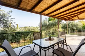 Aelia Guesthouse - Private Garden Retreat - Image 5