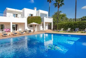 Villa Near Ibiza Town Sleeps 8 - Image 3
