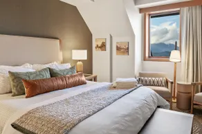 NEW! Luxury Penthouse Suite |Panoramic View - Image 5