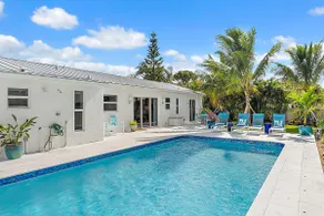 Sunset Ridge Cottage Pool, Views - Image 4